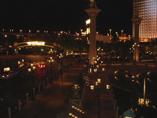us05208.jpg